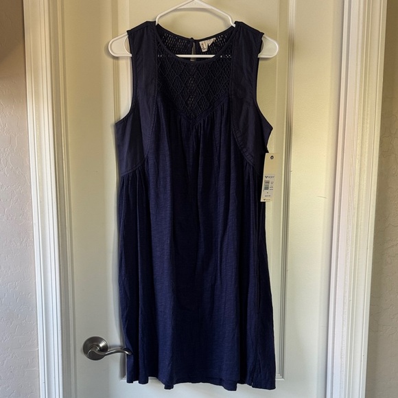 Roxy Dresses & Skirts - Roxy Navy Blue Midi Dress / A61